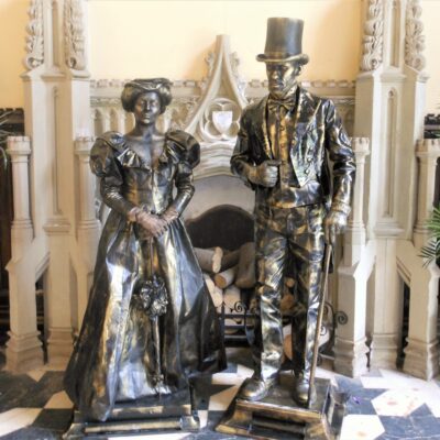 Living Statues